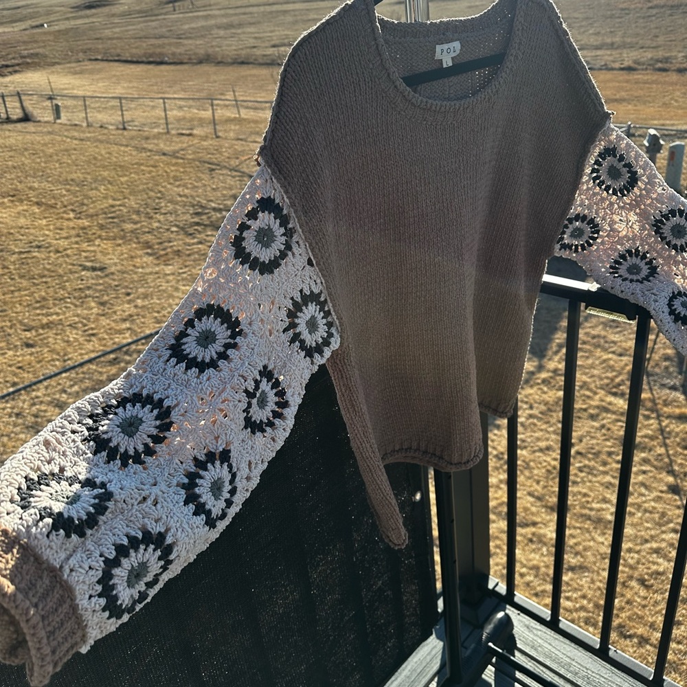 POL Brown Sweater, Cream Crochet Sleeves, dark blue squares, lighter center - Picture 4 of 9
